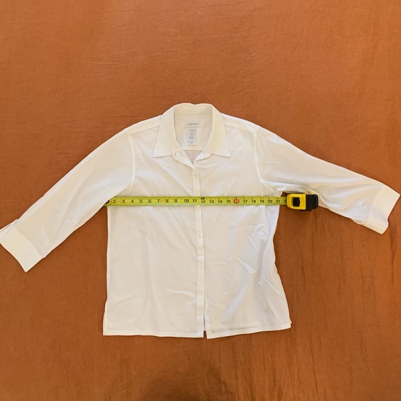 Liz Claiborne White Button Up, Size MP - Picture 3 of 6